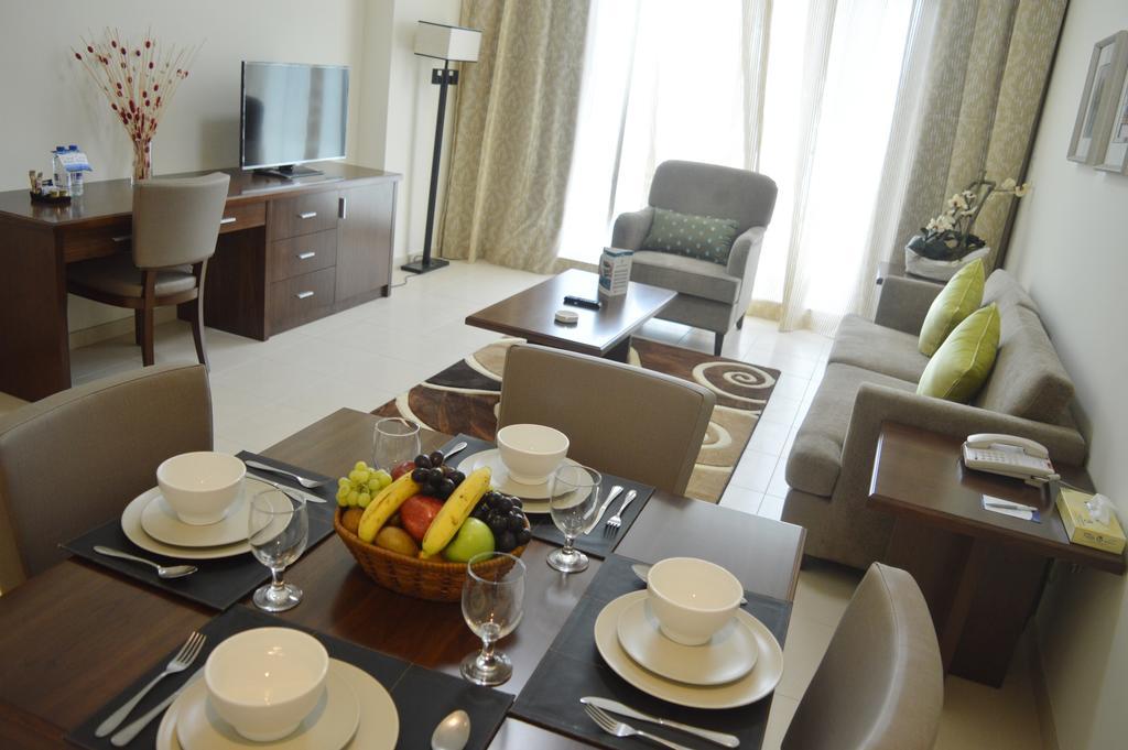 Grand Midwest View Hotel Apartments Dubai Room photo