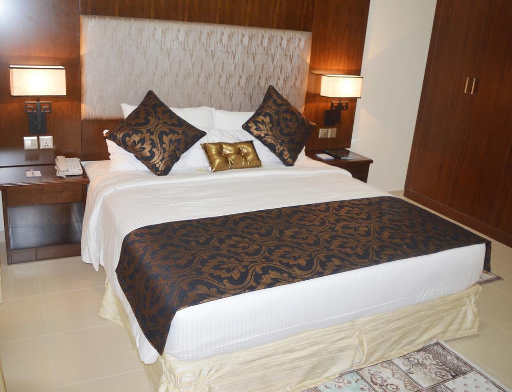 Grand Midwest View Hotel Apartments Dubai Exterior photo