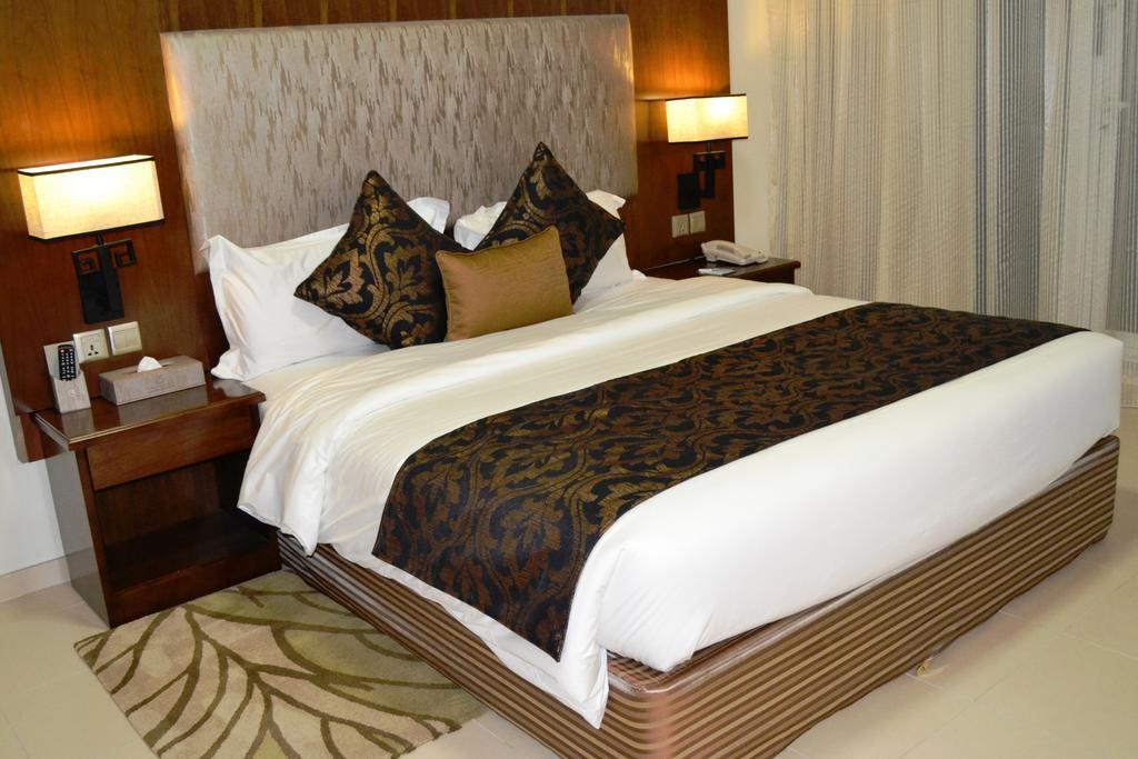 Grand Midwest View Hotel Apartments Dubai Exterior photo