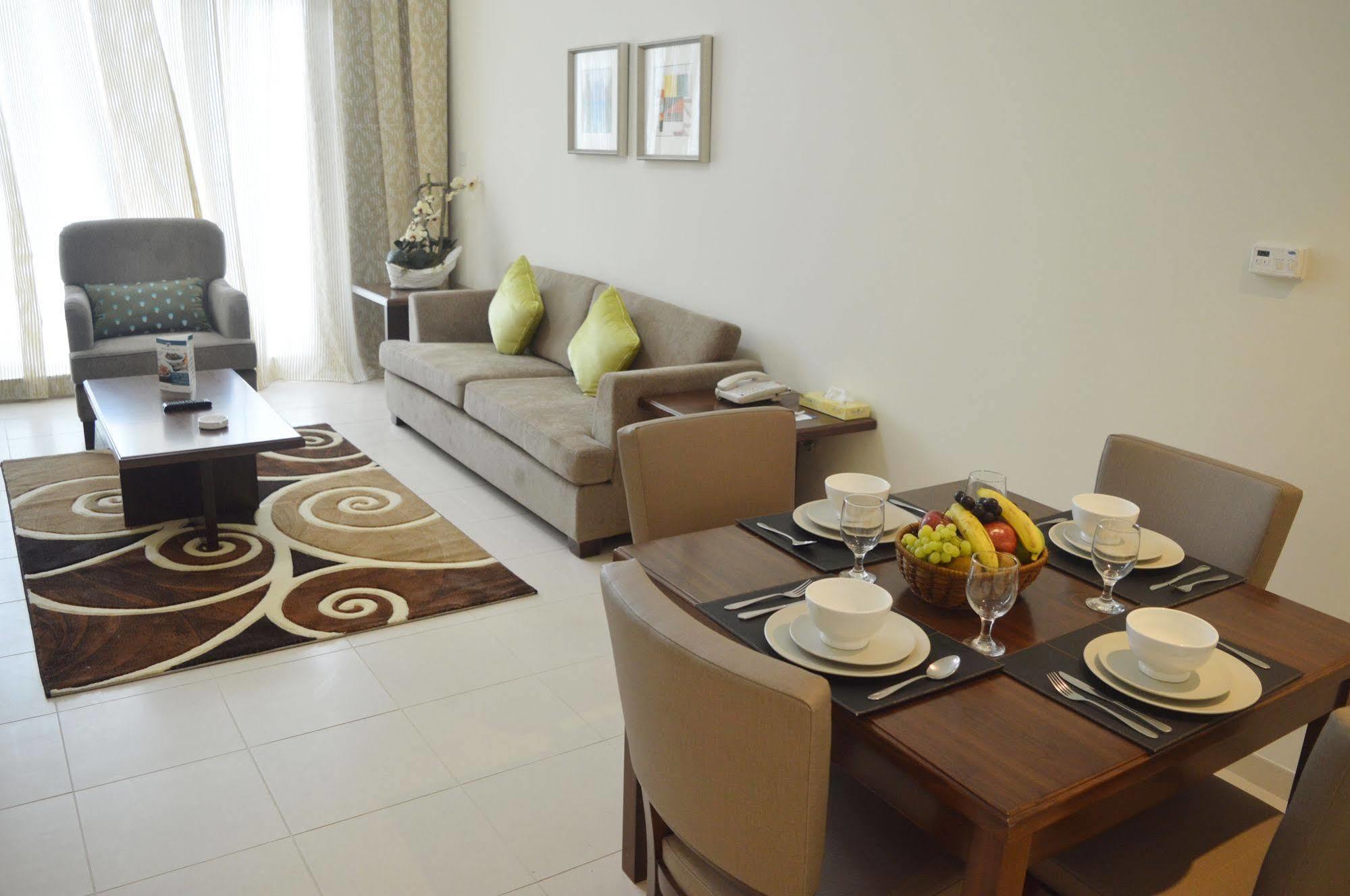 Grand Midwest View Hotel Apartments Dubai Exterior photo